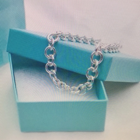 Tiffany & Co Silver Heart Tag Necklace - Picture 3 of 4